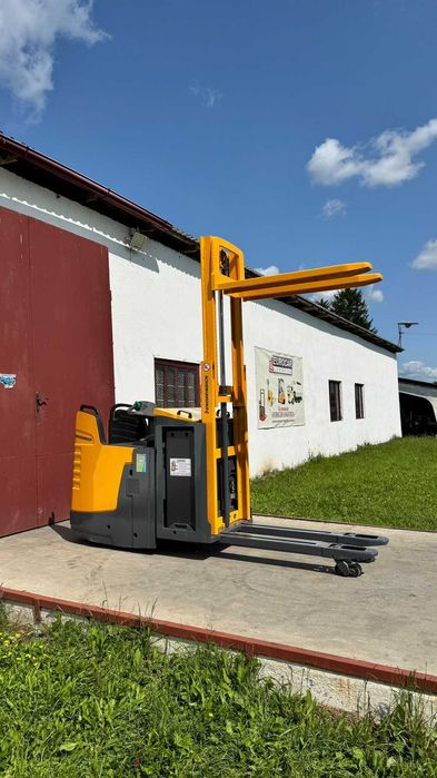 Навантажувач електроштабелер кара №977* Jungheinrich ERD220r 2t 198 см
