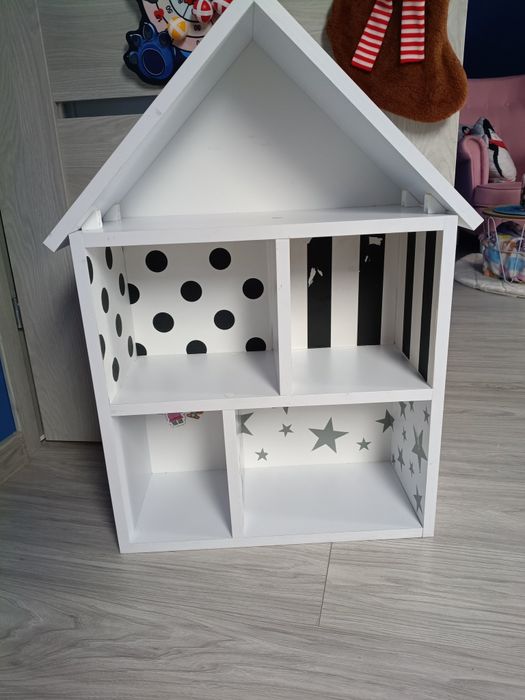 Domek dla lalek używany