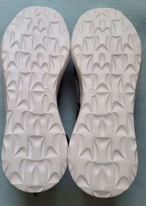 Nowe super lekkie i wygodne adidasy moro rozmiar 44