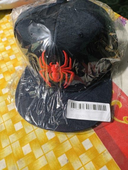 Boné adulto / adolescente Spiderman