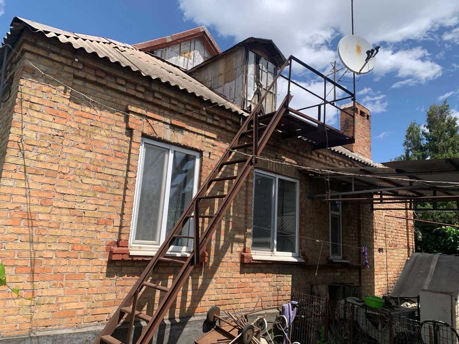 Нова ціна 33000 у.о.Продаж будинку вул. Голубина , р-н Карачуни