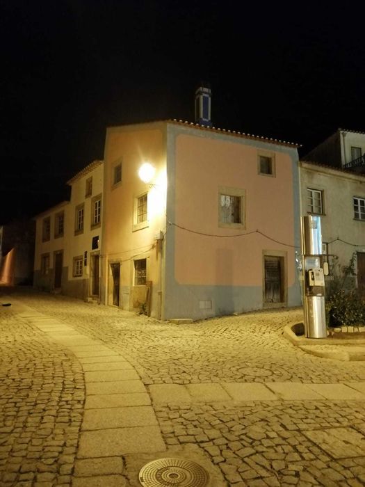 Casa centro histórico de Almeida - projeto aprovado T2