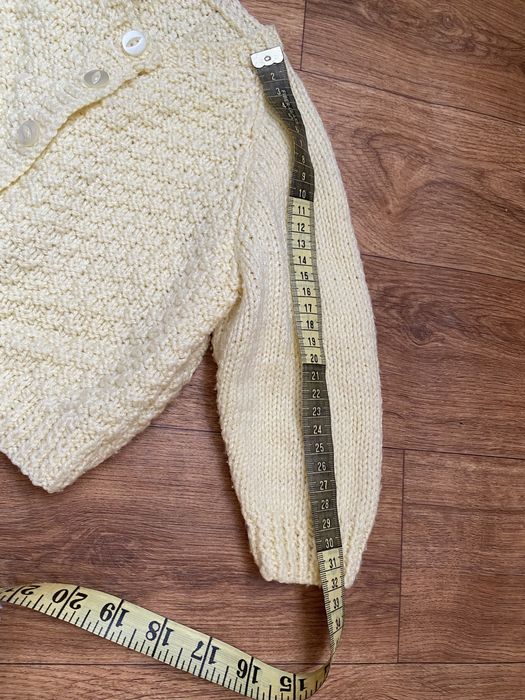 В’язана стильна кофтинка кардиган дівчинці ручної роботи