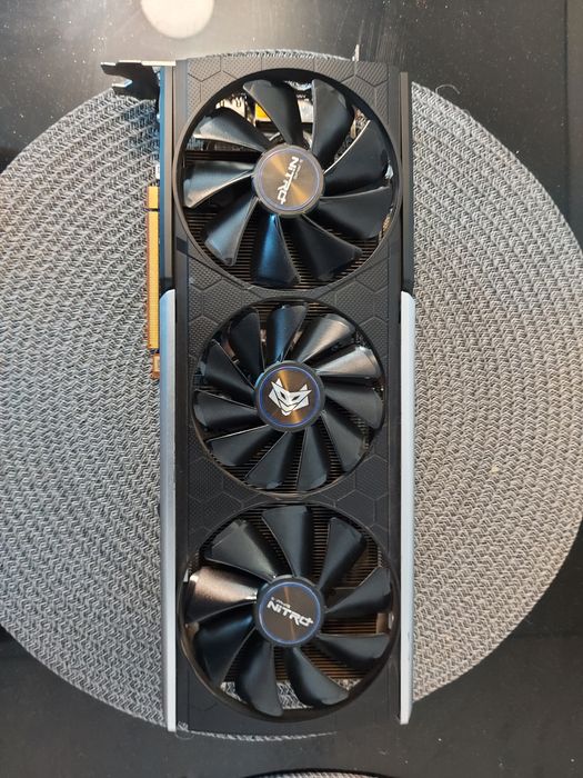 Продам видеокарту RX 5700xt  8gb