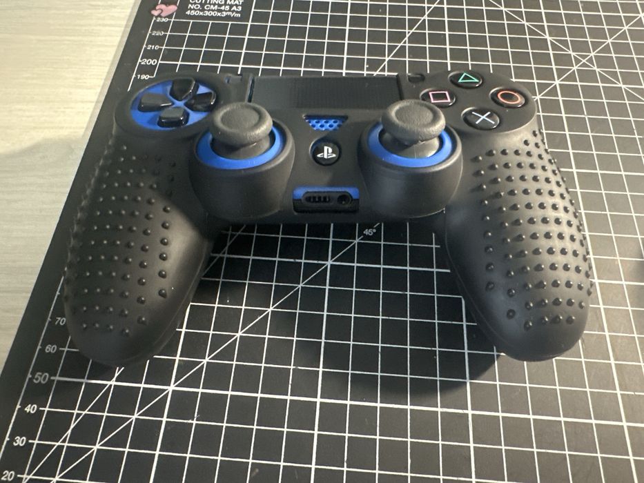 playstation 4 Fat (408,5гб)+1 геймпад