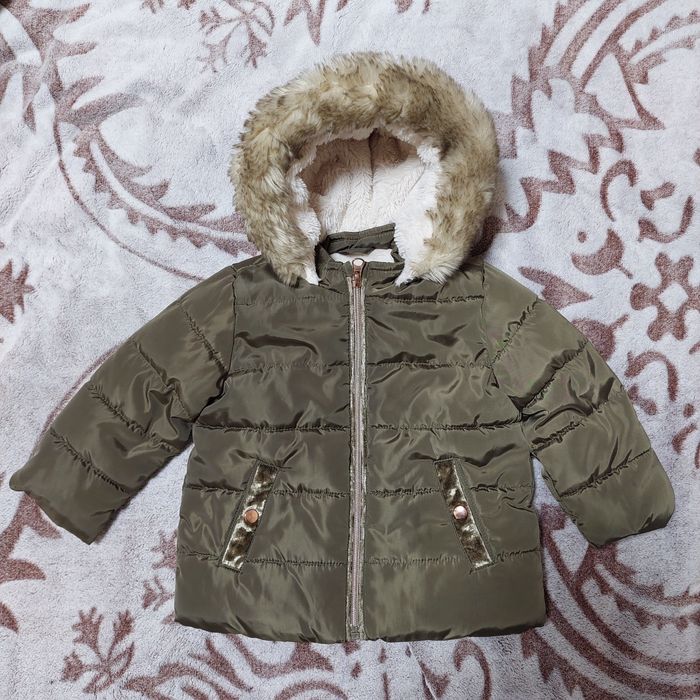 Зимова курточка на дівчинку F&F