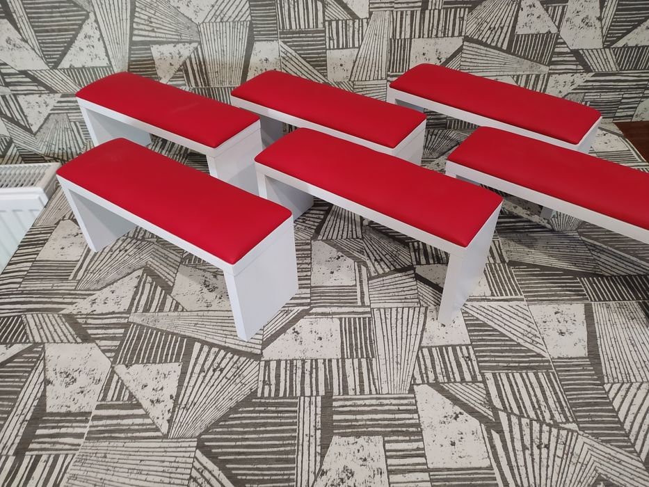 Подставка для маникюра Под локоть мастеру, в салон етажерка