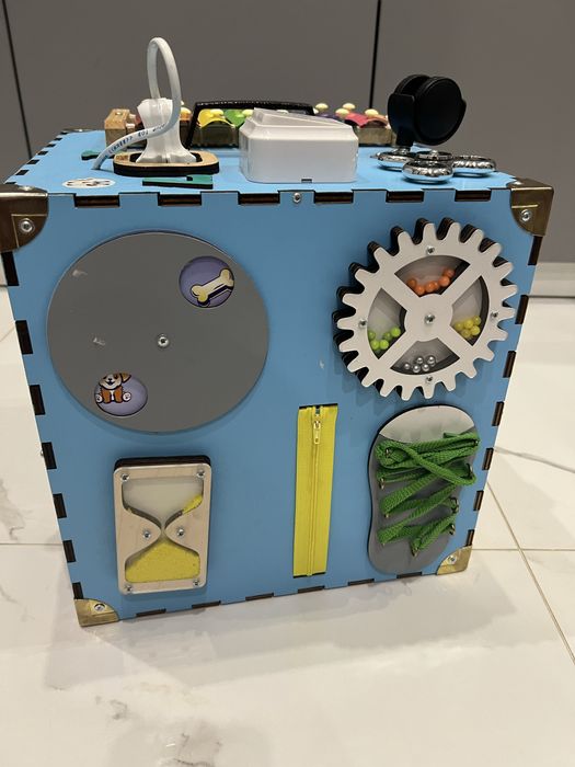 Бізі куб для дитини 30*30*30