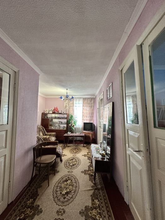 Продам будинок в смт. ВОЛОДАРКА