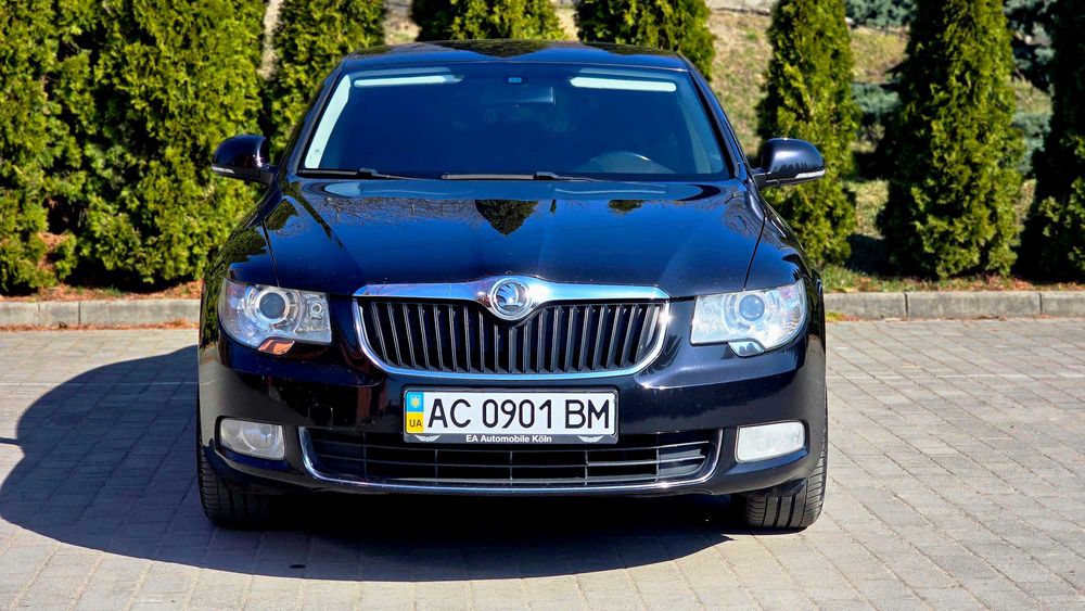 Авто Шкода Суперб 2011року з 1.6ТДІ, Чорний седан! 234тис пробігу.