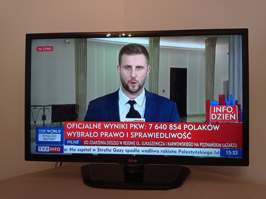 Telewizor LCD 32 cali