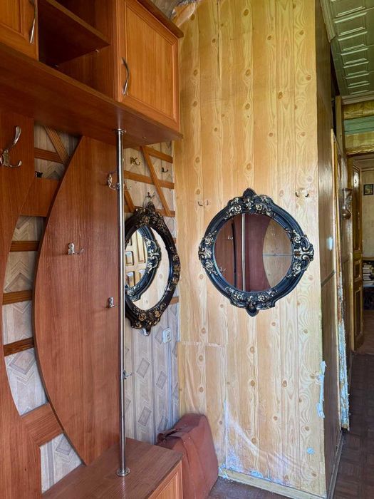 Продам 2 к квартиру у приватному будинку район вул. Польова