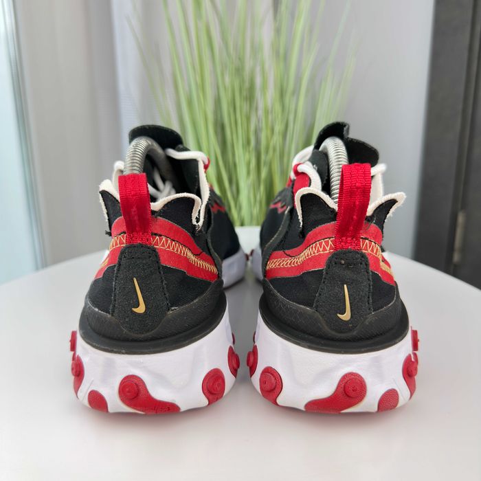 Кросівки жіночі Nike React Element 55 р. 37 ,5