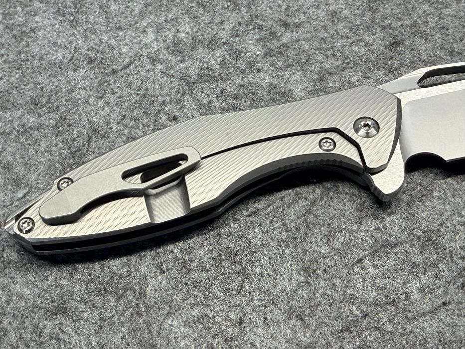 Ніж Koenig Mini Arius