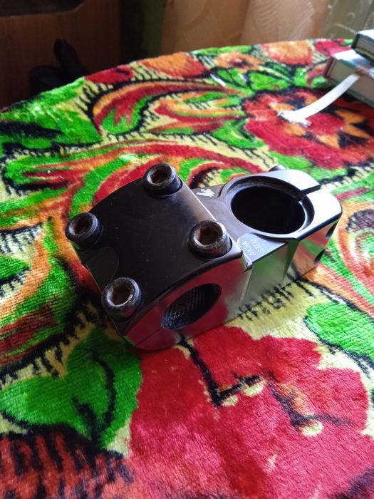 Продам винос Stress aksa v2