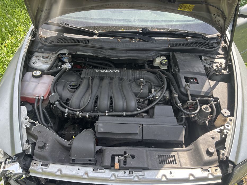 Volvo v50 2.4 automat Summum po wypadku