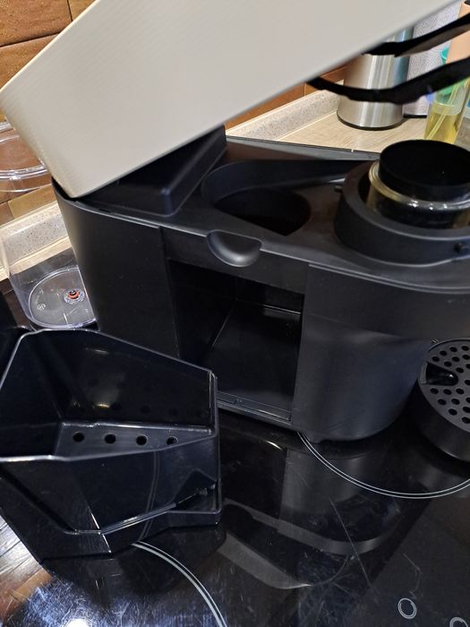 Кавомашина, Капсульна кавоварка Nespresso Vertuo Pop XN9201 White, як