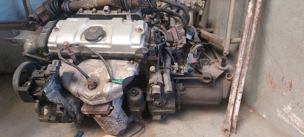Motor peugeot 206 1.1