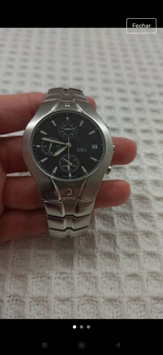 Relógio de homem em aço