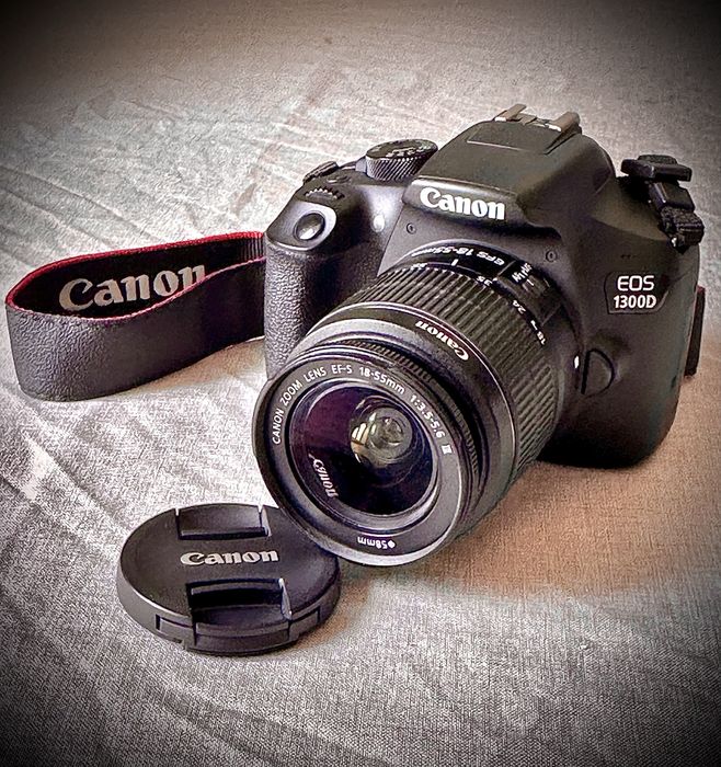 Cannon EOS 1300d em perfeito estado