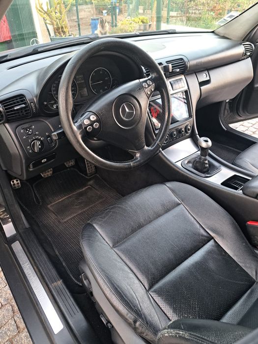Mercedes-Benz C 220 CDI Elegance SW – Fiabilidade, Conforto e Classe