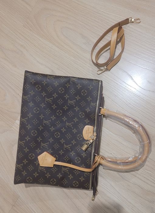 Torebka kuferek Louis Vuitton LV gratis