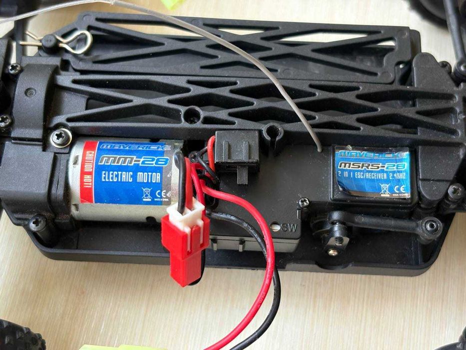 Hi-moto (HPI Maverick, ion rtr), 1:18, донор / під розбір