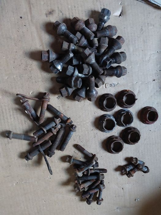 Śruba półos półosi wału bmw e 46 nakrętka śrubka kół koła