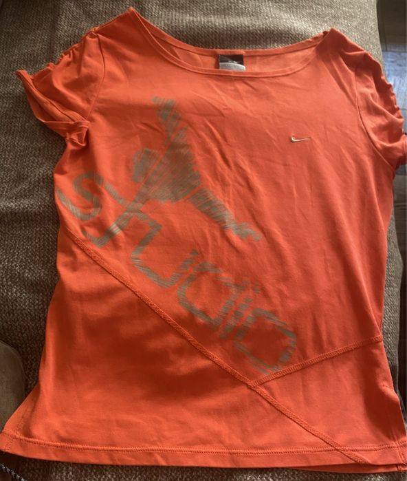Koszulka Nike S/M lub mlodzieżowa