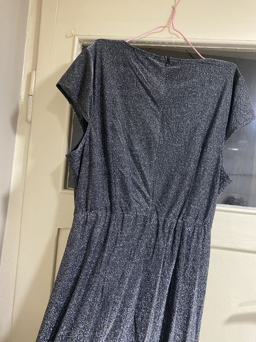 Sukienka dluga brokatowa