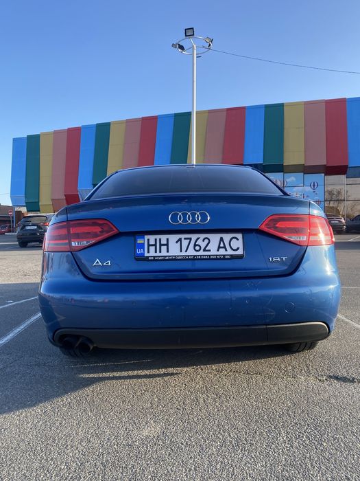 Продам audi a4 b8