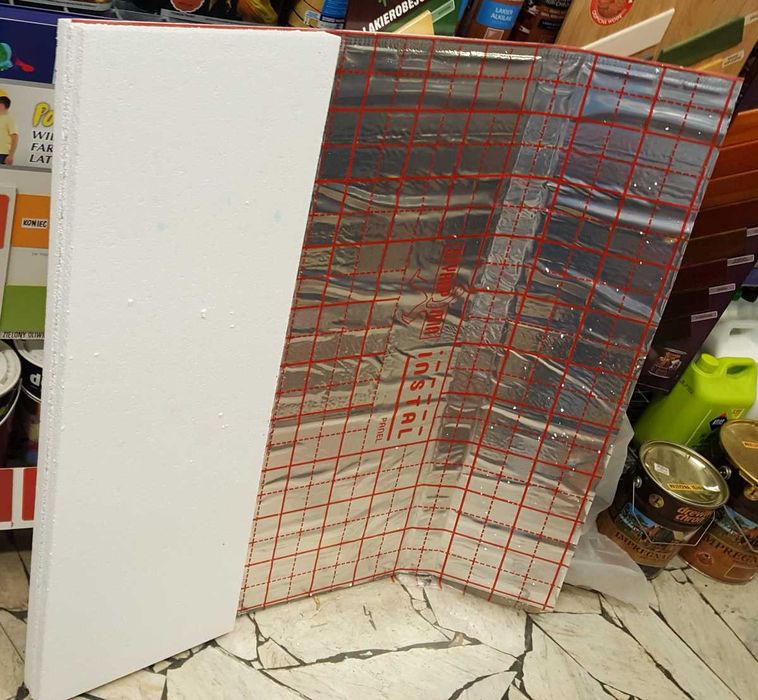 Styropian do izolacji rur w układzie ogrzewania podłogowego