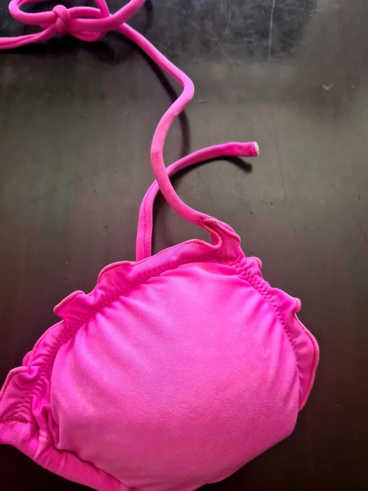 Biquíni  Conj. Morena Rosa Tam m + parte de cima rosa os 2 por 7 euros