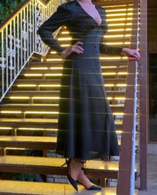 Чорна сукня бренду bunny boutique