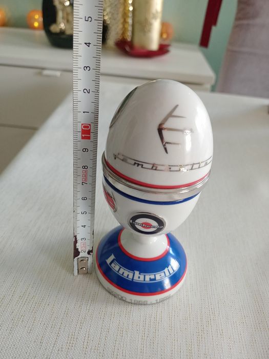 Kolekcjonerskie jajko muzyczne Lambretta SX200