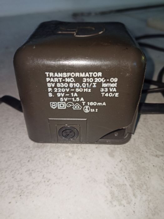 Zasilacz commodore 310200_09 AC adapter commodore plus
