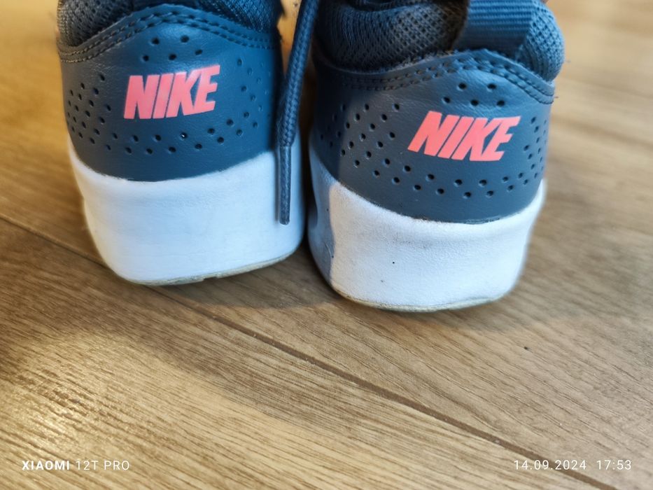 Buty sportowe nike rozmiar 30