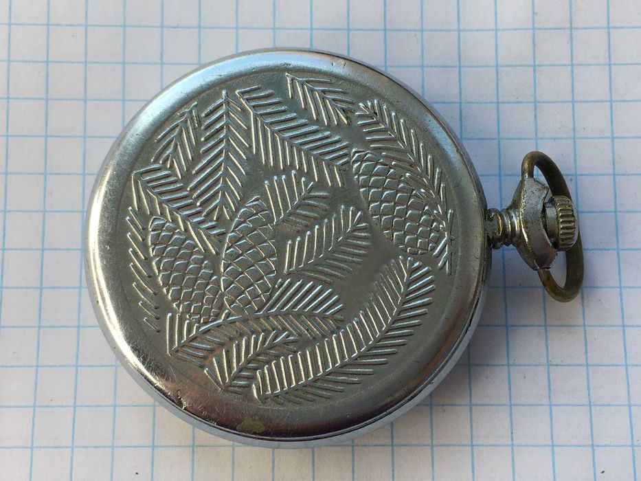 Часы карманные Молния СССР под восстановление - живой баланс