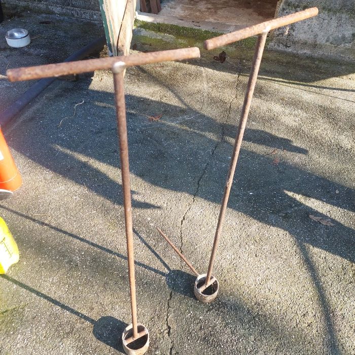 Furadeiras de tela e plástico anti ervas daninhas..