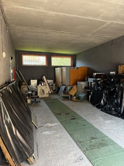 Оренда гаража/боксу 60 м² в центрі Стрия.