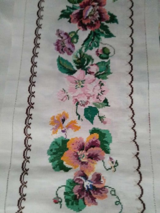 Обмін на саджанці лохини Вишивка квіткове панно автентичне  рукоділля