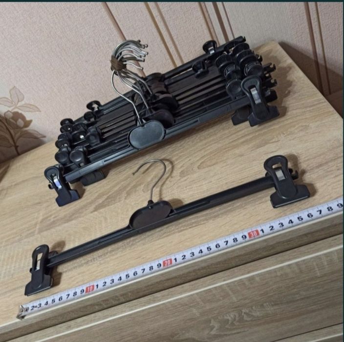 Вішалки плечики тремпеля вішаки