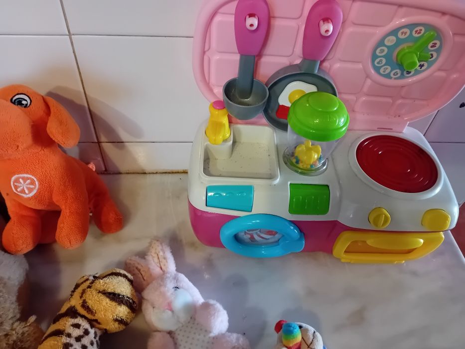Conjunto de Bonecas/Brinquedos/Peluches Diversos