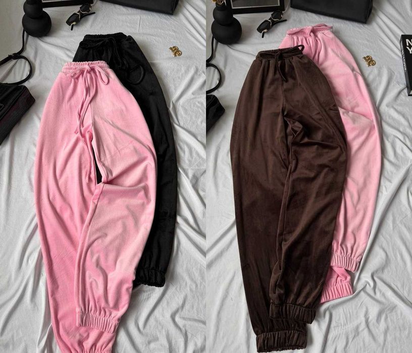 Велюрові спортивні штани джогери зі шнурком на резинці