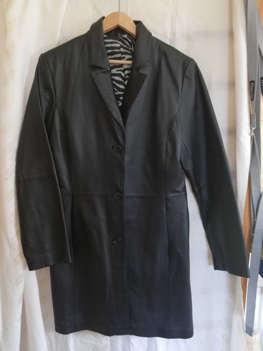 Skórzany czarny klasyczny płaszczyk, elegancki