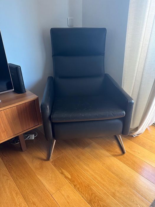 Poltrona em pele (BoConcept)