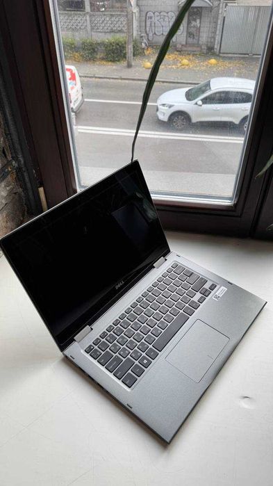 Dell Inspiron 13 5378 - трансформер 2-в-1, 8GB RAM (сенсорний)