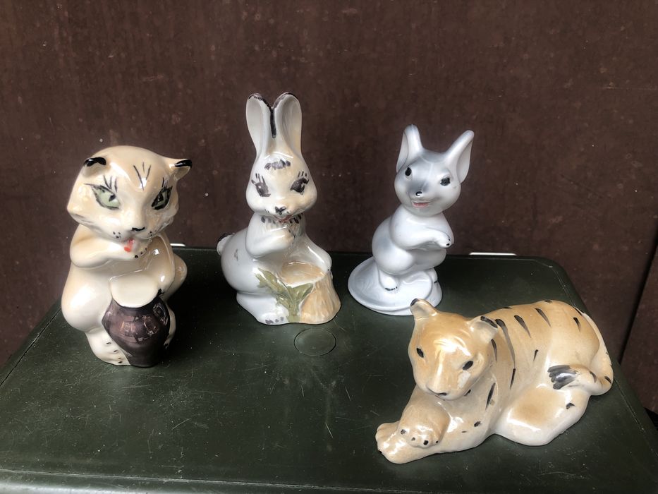 Фігурки  (Тернопільський фарфоровий завод)