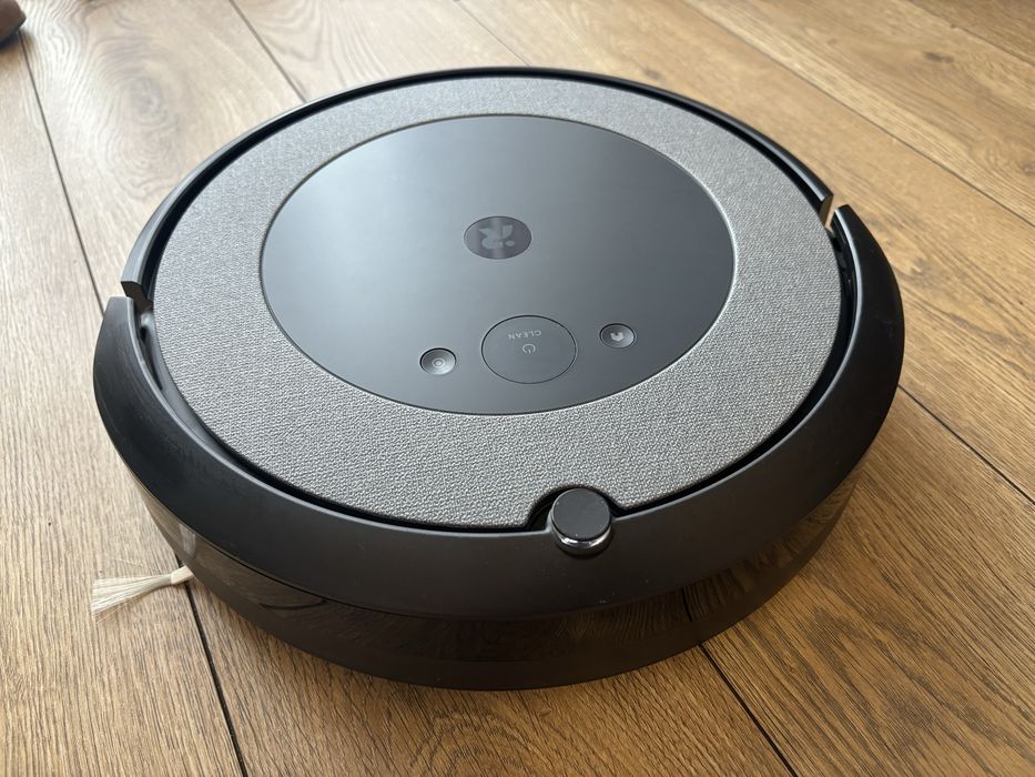 IRobot Roomba i3