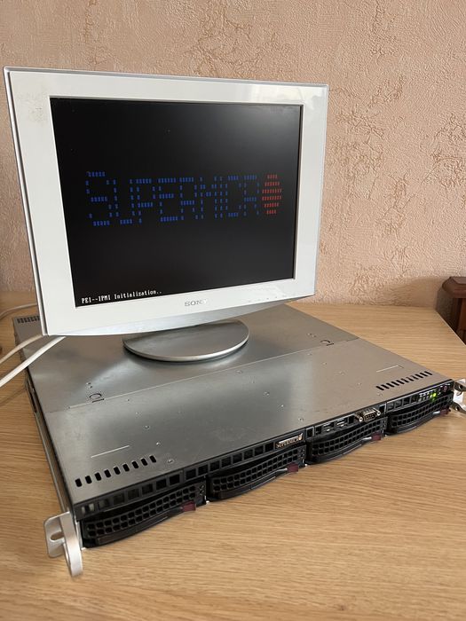 Сервер SUPERMICRO X11SSL-F в корпусі CSE-813M, блоки живлення PWS-406P-1R